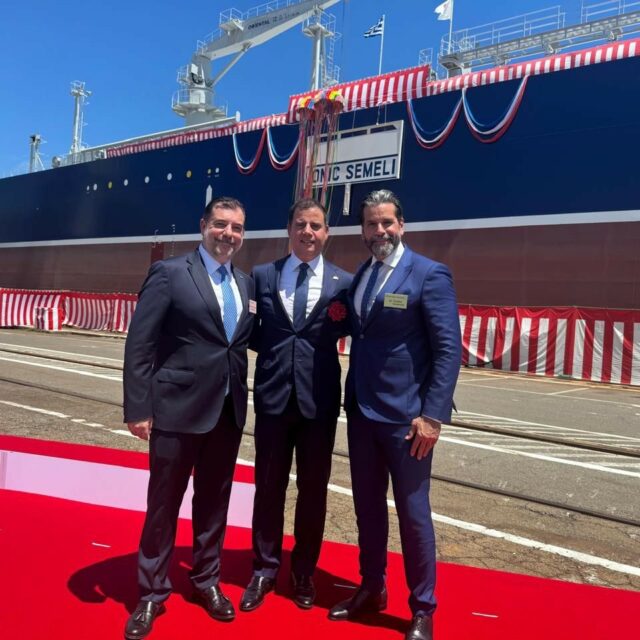 JMU hands over energy-efficient 160,000 dwt Suezmax tanker